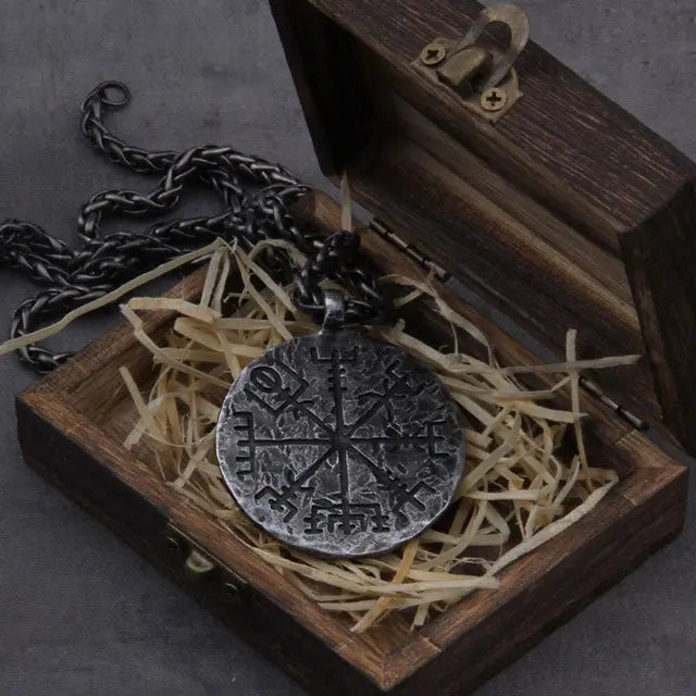 Antique Vegvisir Necklace - Viking Heritage Store