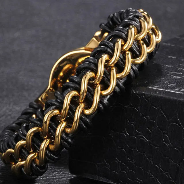 Skoll Bracelet - Viking Heritage Store