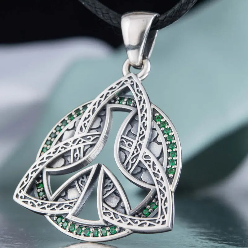 Triquetra Pendant Silver - Viking Heritage Store