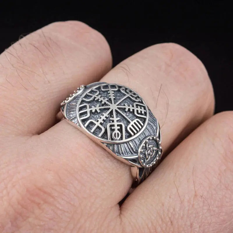 Vegvisir Ring (Silver) - Viking Heritage Store