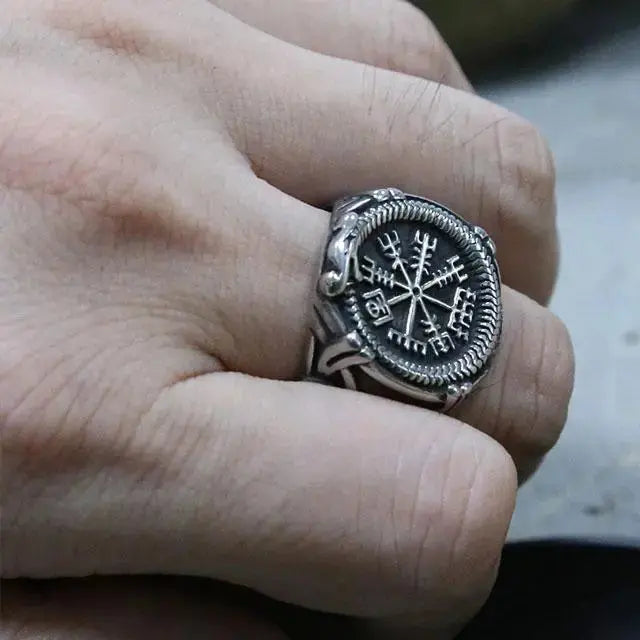 Vegvisir Ring - Viking Heritage Store