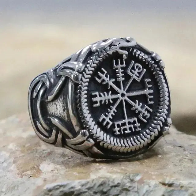 Vegvisir Ring - Viking Heritage Store