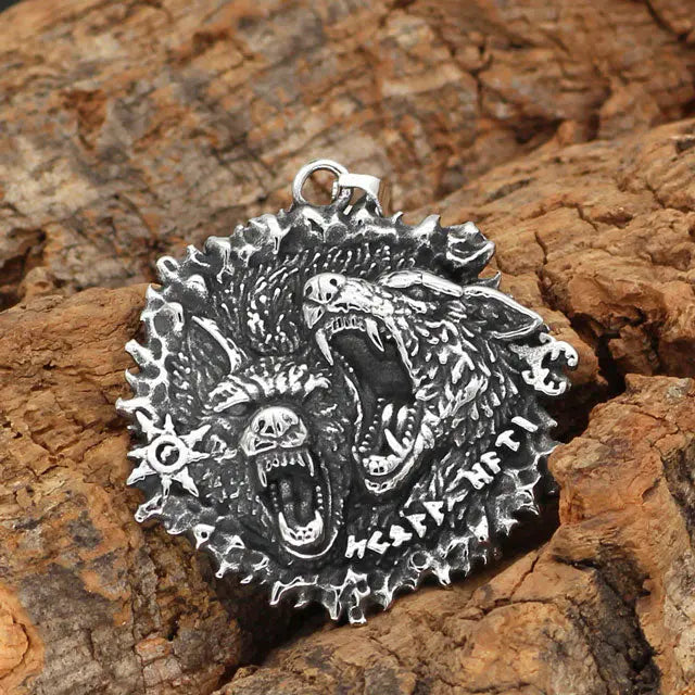 Wolf Pendant Necklace - Viking Heritage Store